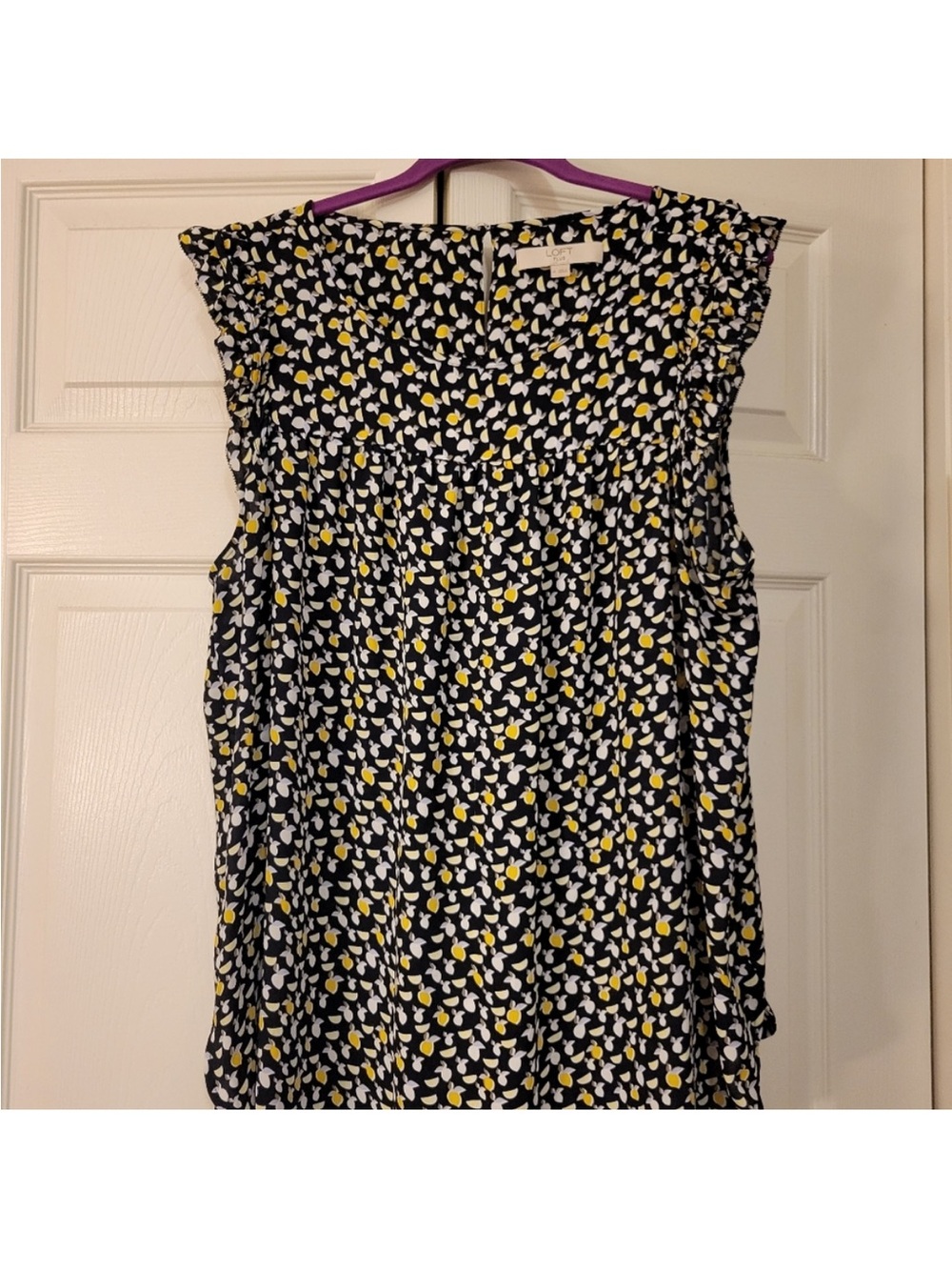 LOFT Navy Blue Sleeveless Lemon Print Blouse Size 16